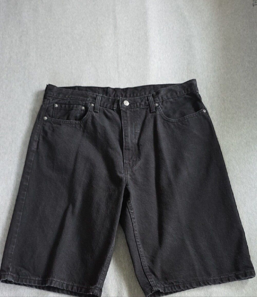 Levi's Black Denim Shorts - Relaxed Fit